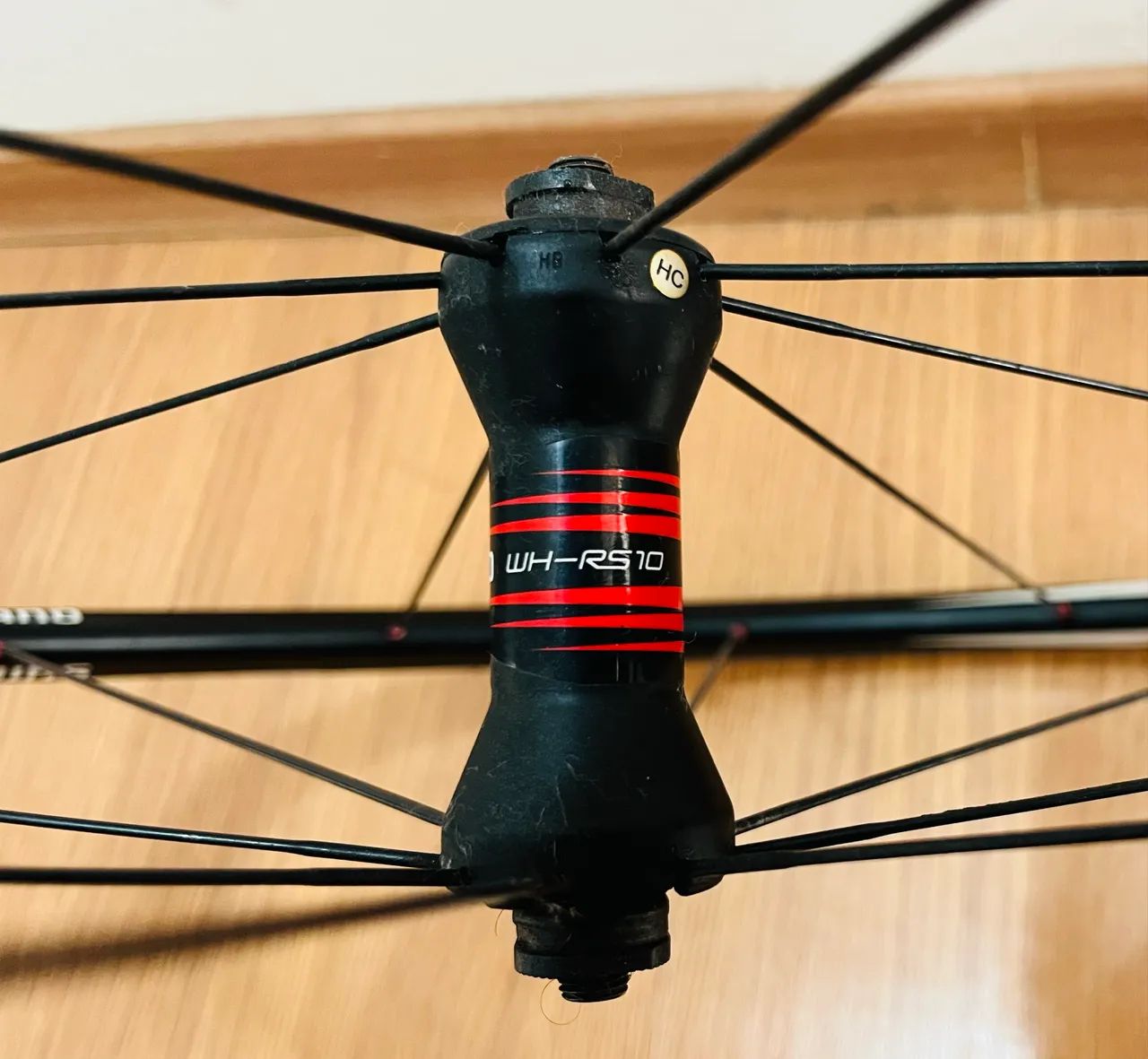 Roda Shimano WH RS10 Par - com acessórios  - Foto 3