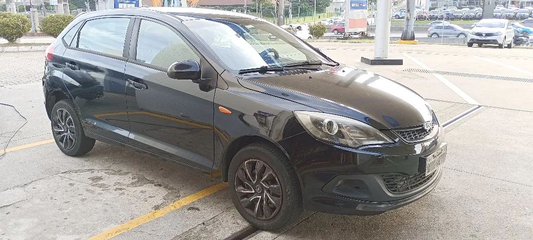 Chery Celer Hatch 1.5 16V Flex 5P 2015 - Foto 2
