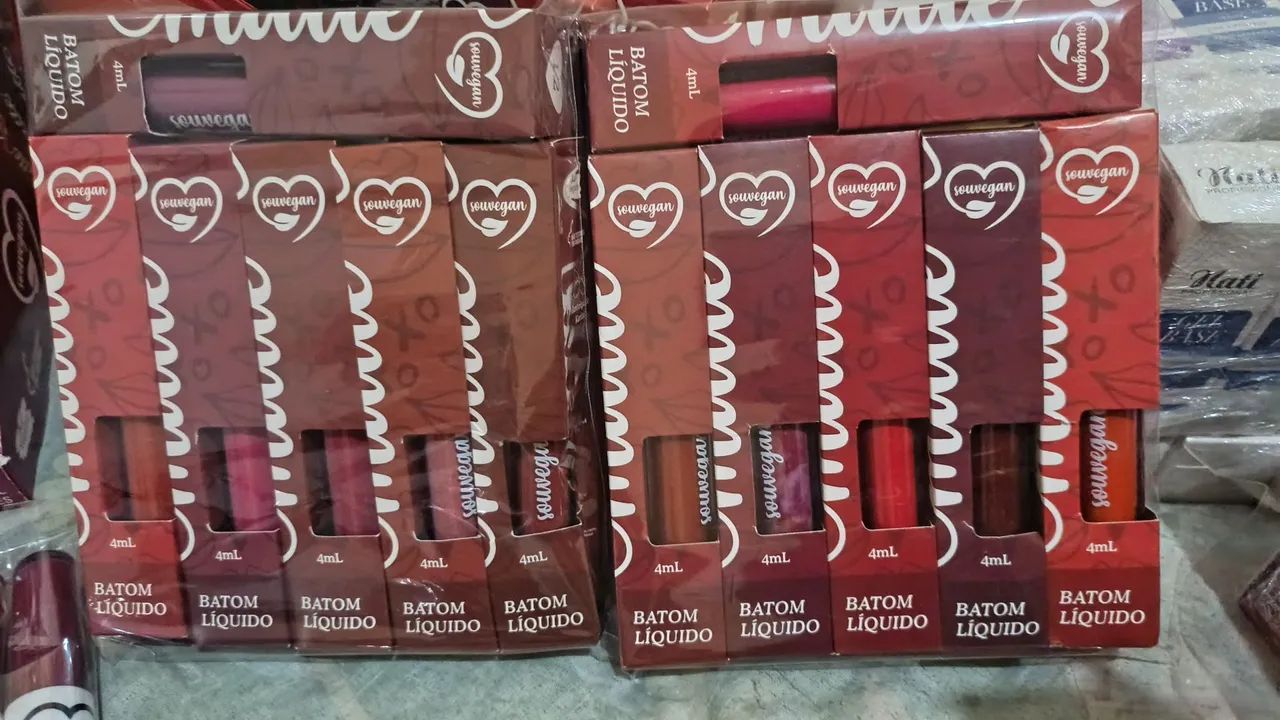 Batom matte líquido 6 por 25,00 reais 