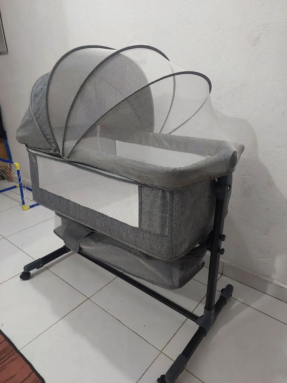Berço móvel Moisés ( Cinza )