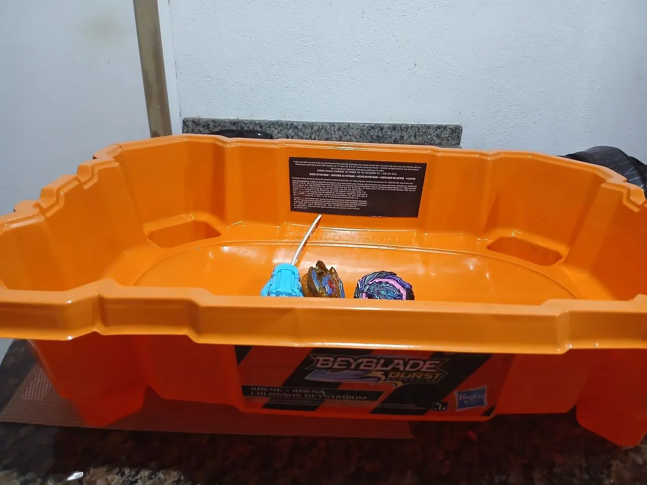 Arena de beyblade evolution colossus beystadium - Foto 3