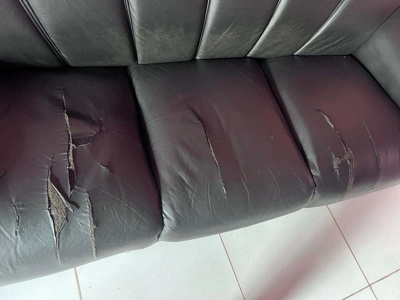 SOFÁ 3 LUGARES - Foto 3