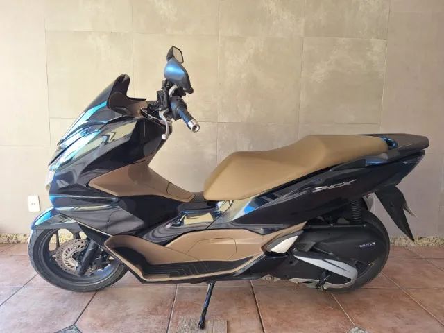 PCX 2025