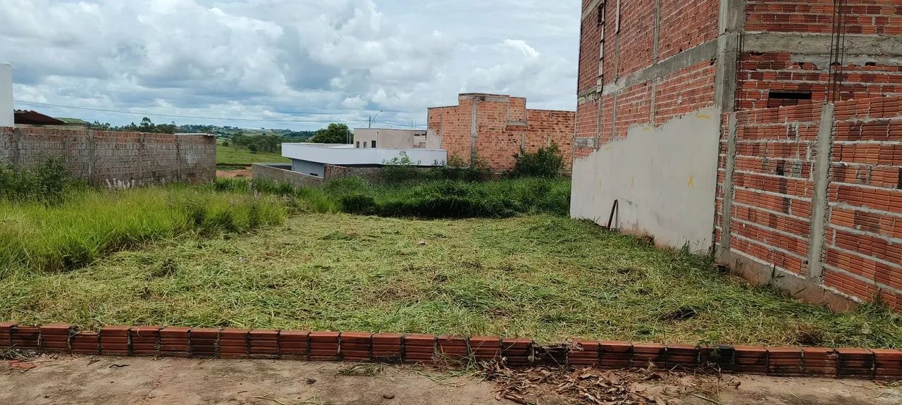 Terreno à venda - Jardim Vista Bonita