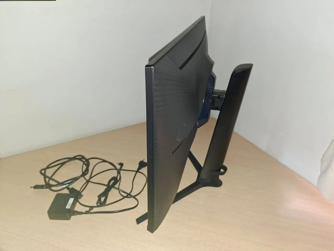 Monitor gamer Samsung Odyssey G3 - Foto 2