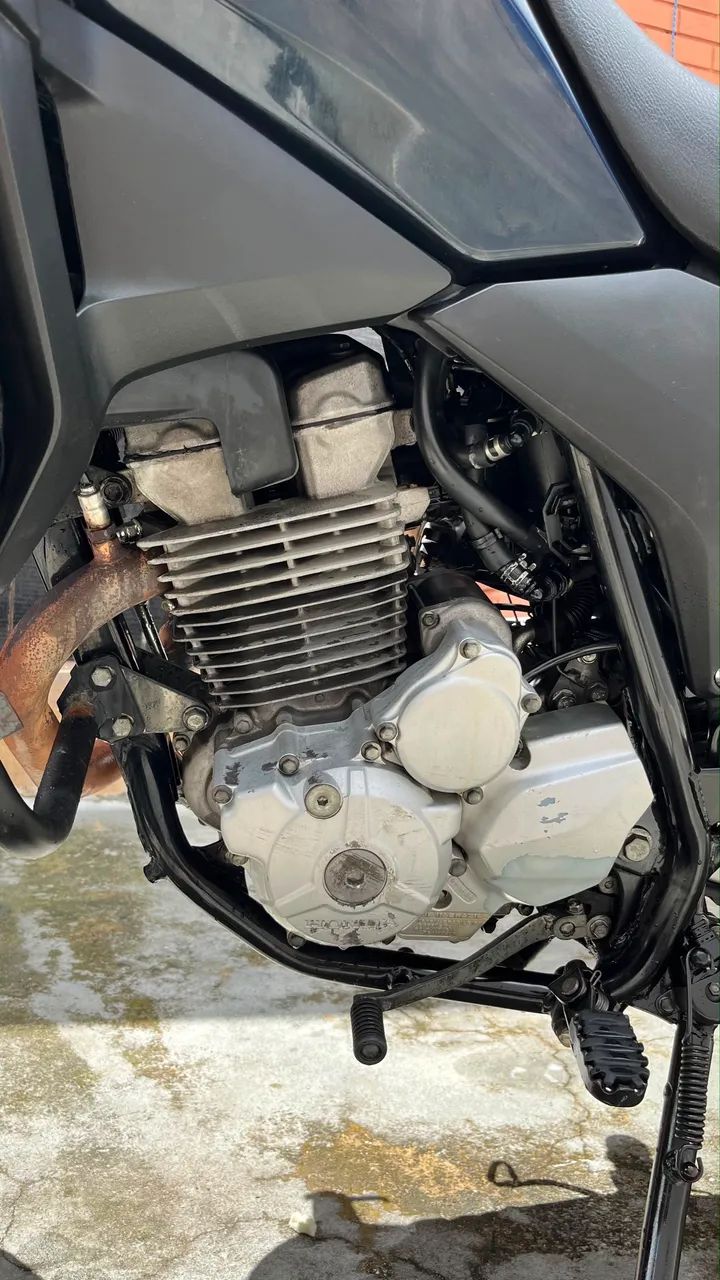 Honda XRE 300  - Foto 2