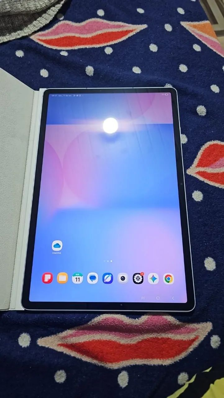 Samsung tablet S10 FE + - Foto 2