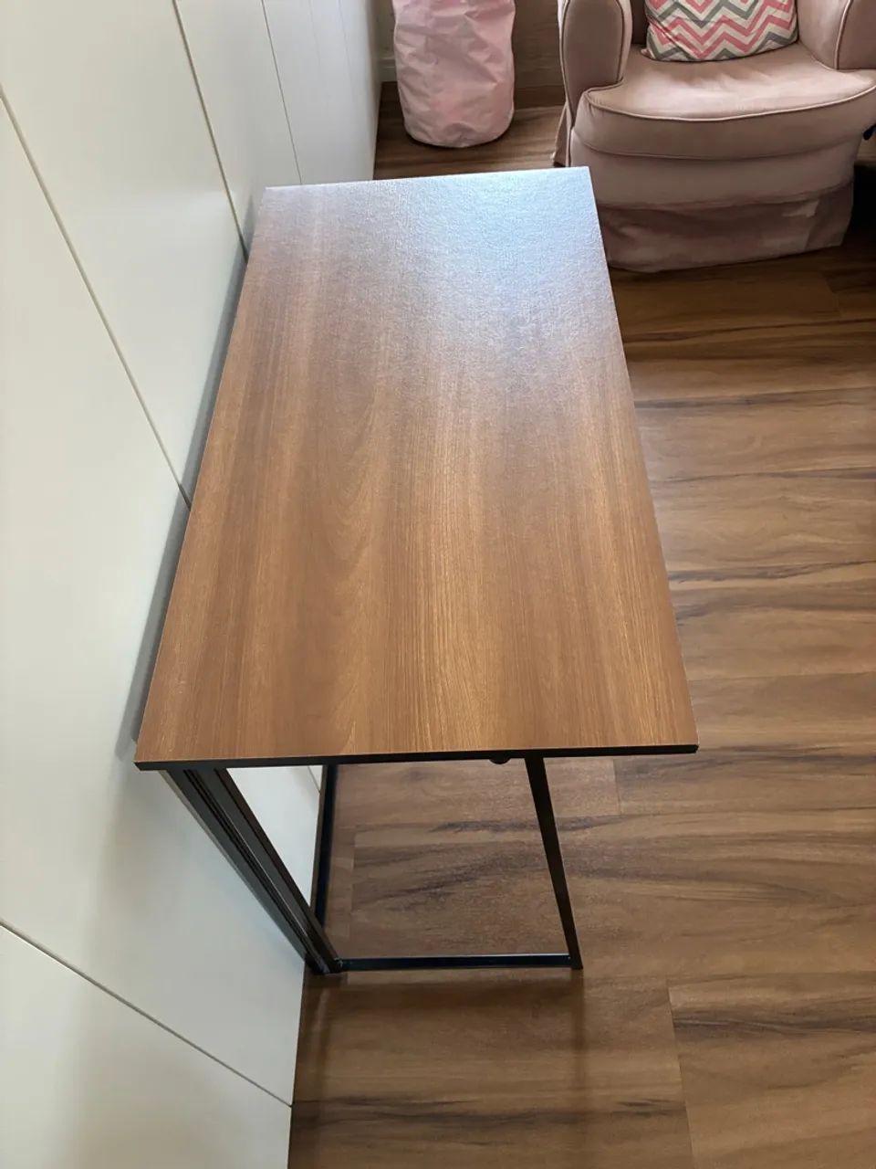 Mesa retrátil - muito prática funcional - Foto 2