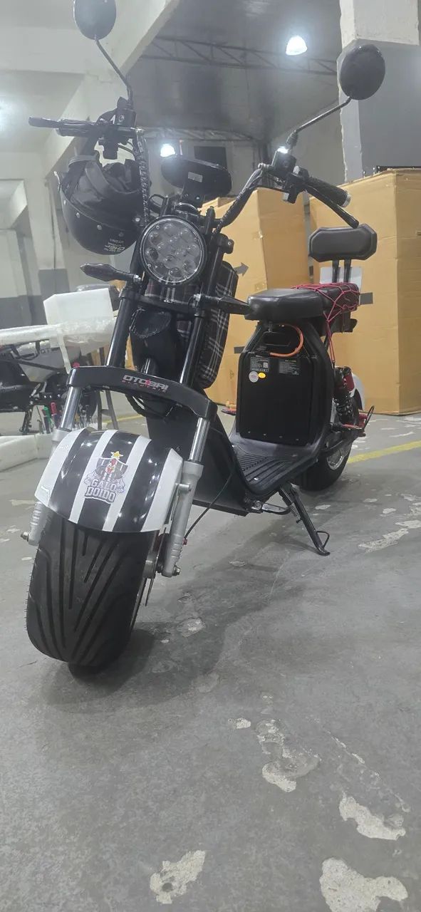 Scooter X12 Preta e Branca  - Foto 2