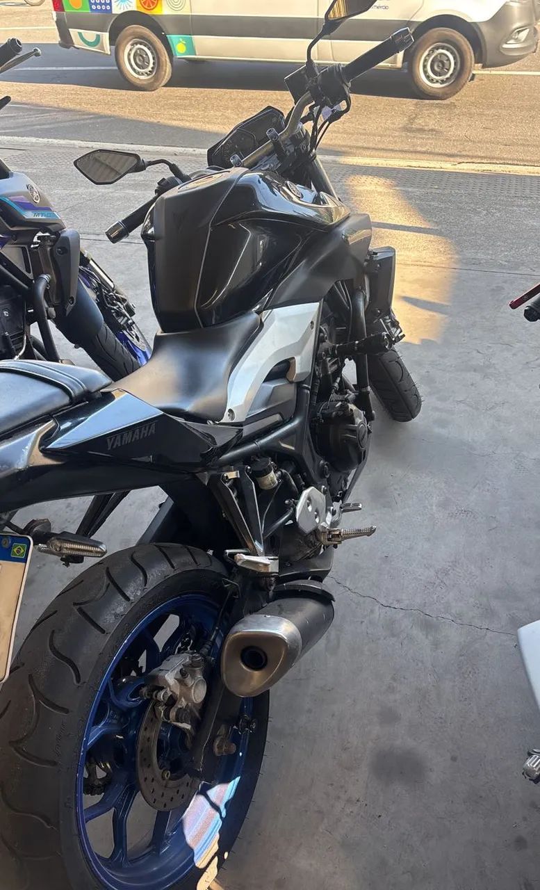 Yamaha MT-03 300 cc  - Foto 3