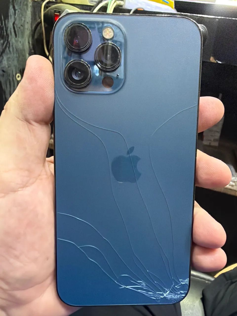 Iphone 12 pro Max Azul - LEIA Tudo  - Foto 4