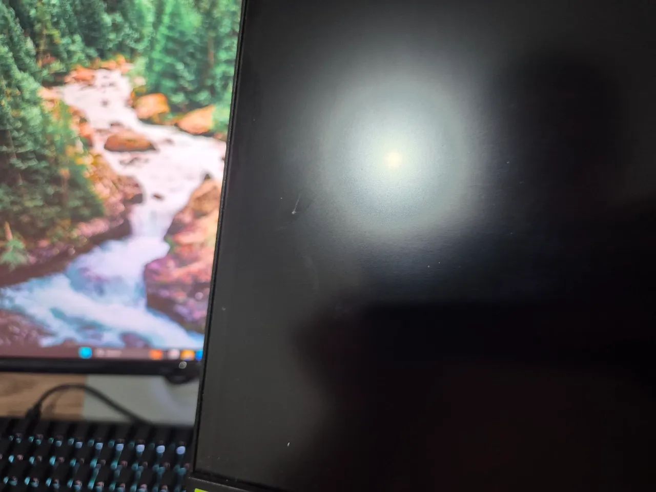 Monitor LG Ultragear 27' 144hz - Foto 2