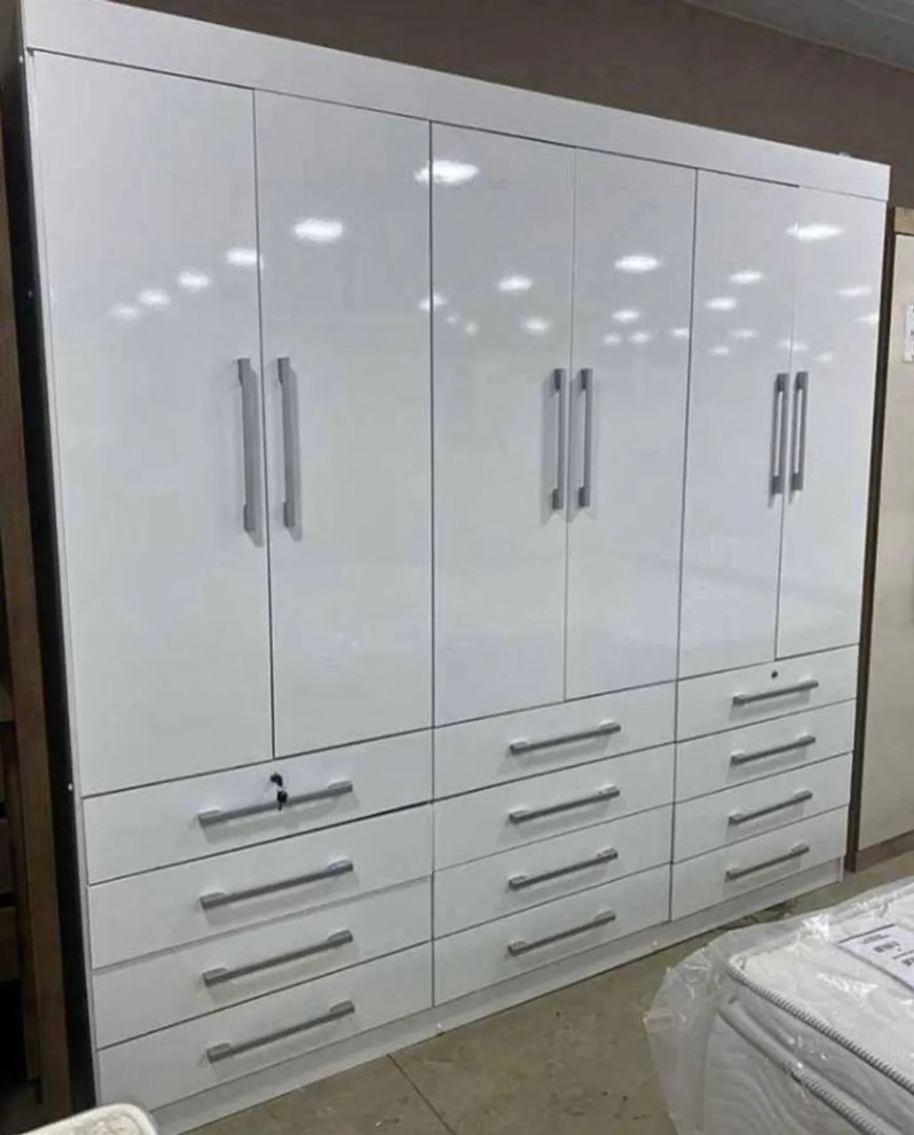 *Guarda Roupa Mônaco 2,40 cm Pronta Entrega. - Foto 2