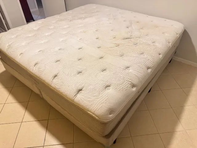 Cama king size (box + colchão) - Foto 4