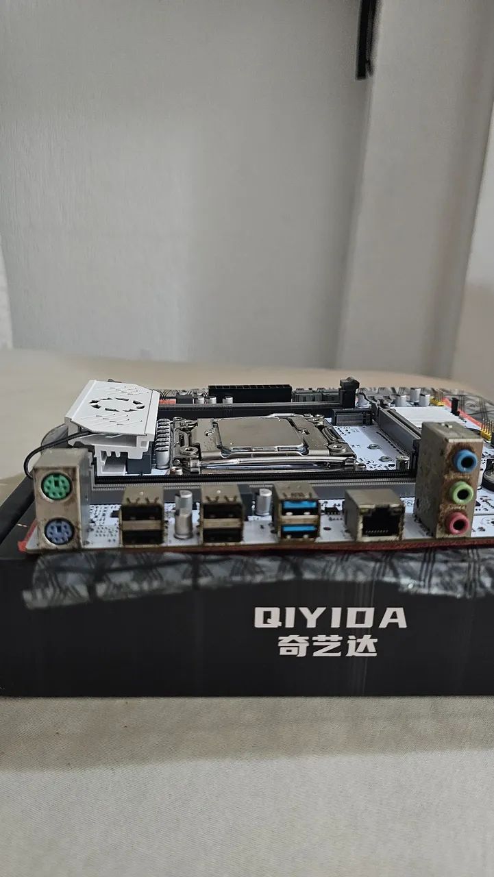 Xeon 2697v3 + X99 D4 - Foto 4