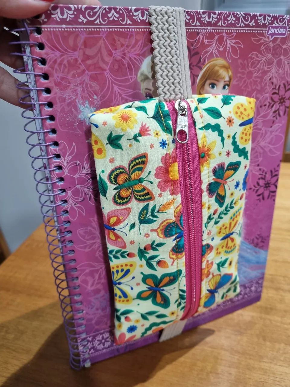 Estojo para capa de Caderno