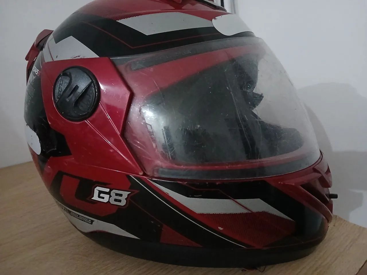 Capacete super acolchoado e resistente 