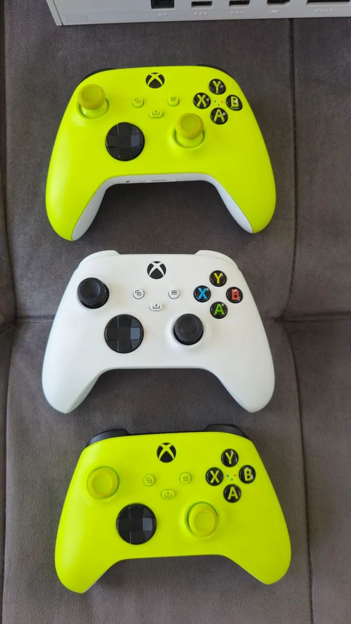 VENDO - Xbox Séries S + controles opcionais - Foto 5