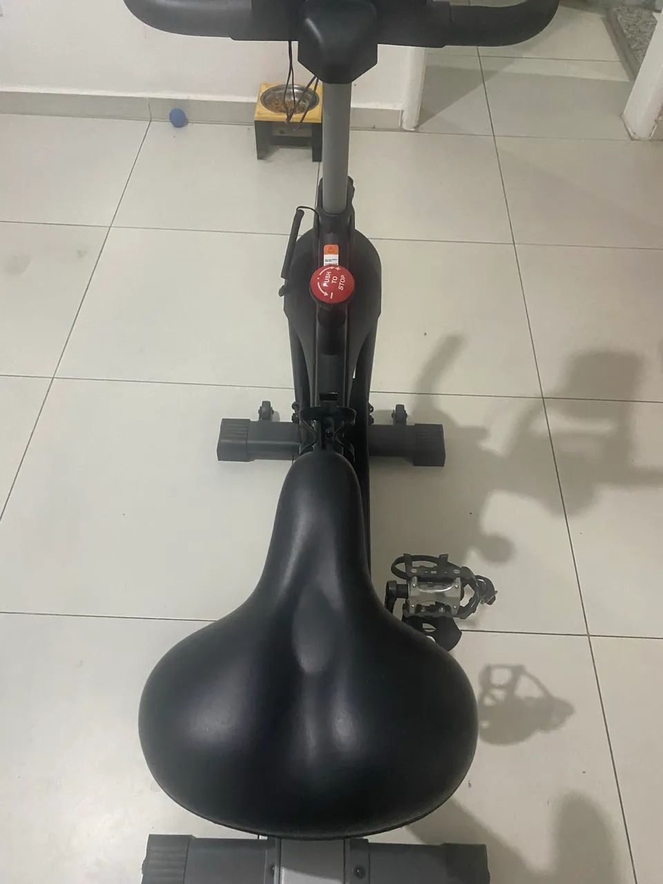 Vendo BICICLETA ERGOMÉTRICA - Foto 2