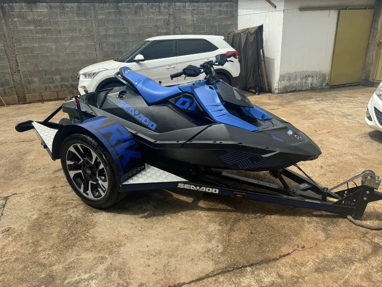 Jet Ski spark Trixx 