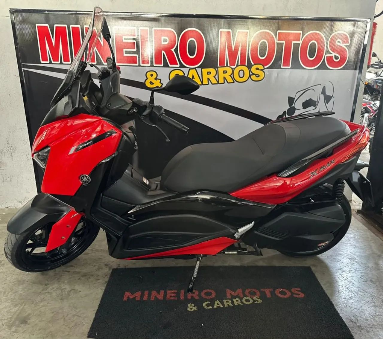 XMAX 250 ABS - Foto 4