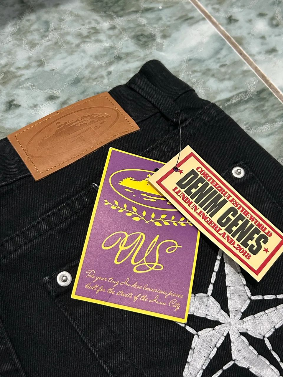 Calça Jeans Corteiz Preto - Foto 4