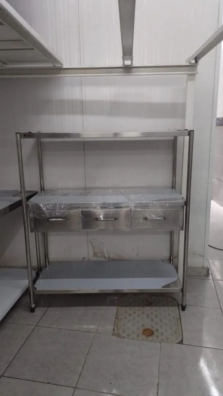 Estantes em aço inoxidável para comércio. - Foto 4