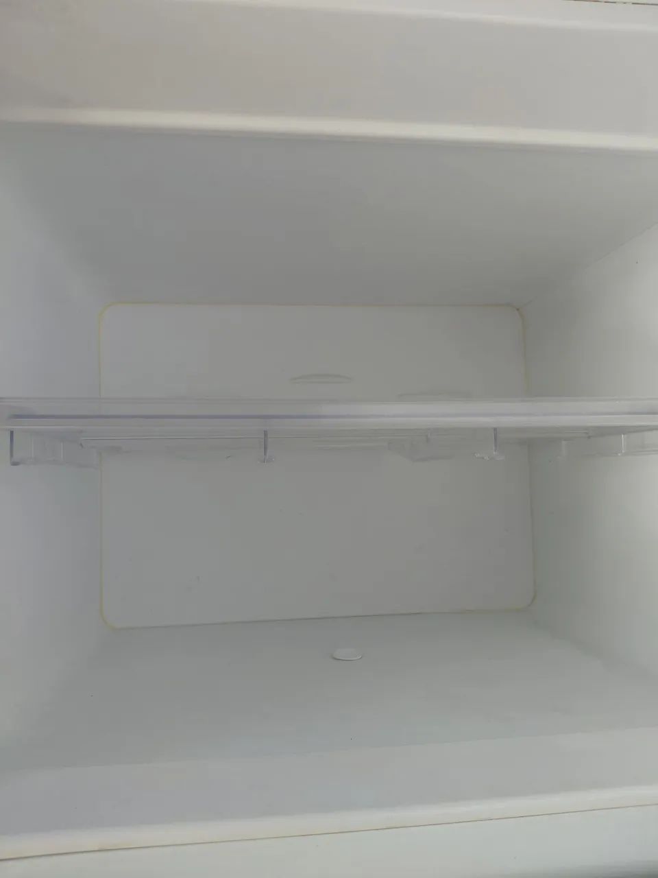 Vendo geladeira  Electrolux dúplex. 