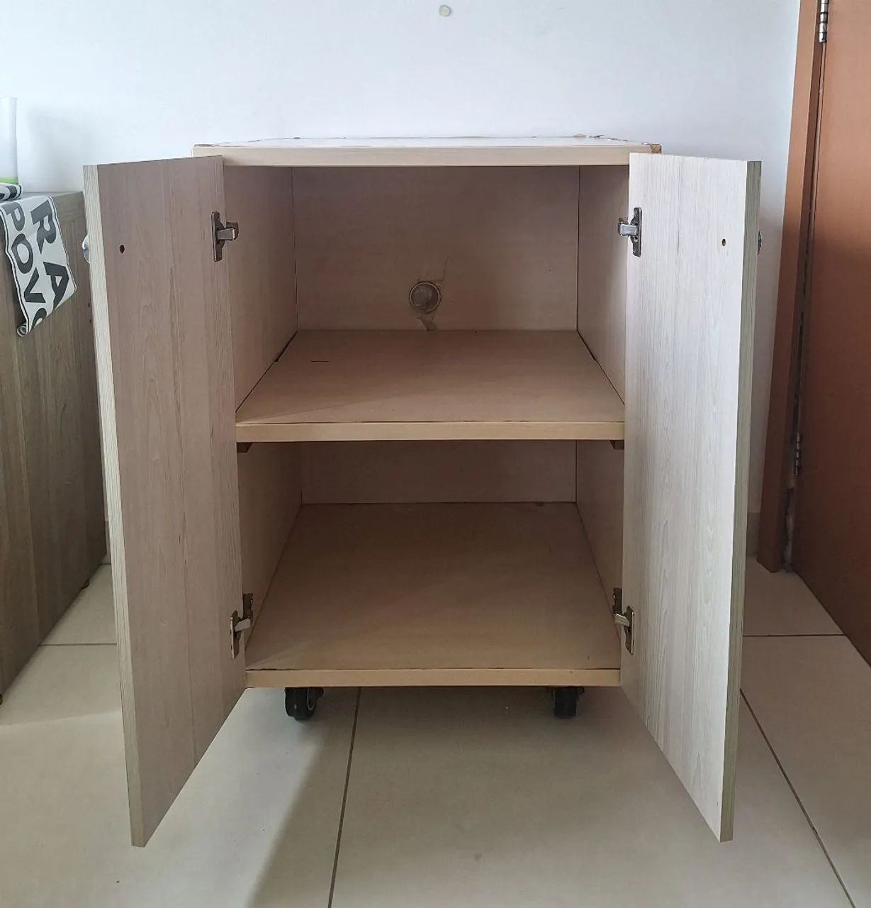 Armário multiuso 100% MDF com portas e prateleiras - Foto 3