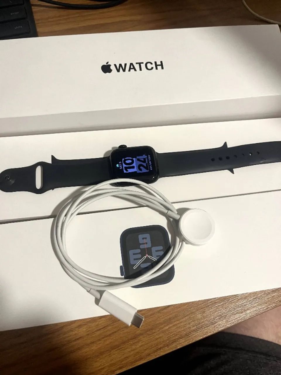 Apple Watch SE 2ª Geração com Carregador Original Tipo-C