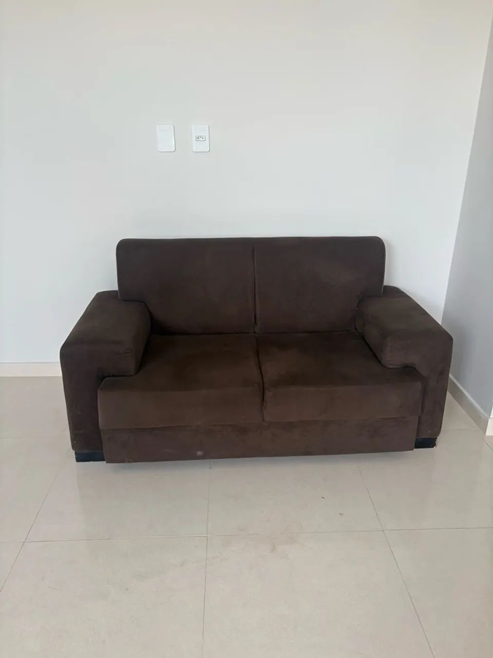 Sofá 2 lugares 
