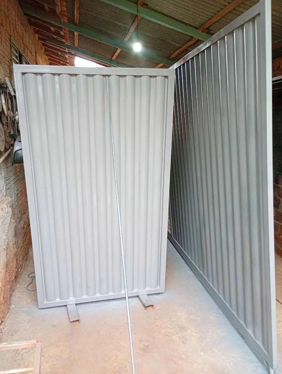 Estrutura metálica portão Portas grades ARTE SOLDA  - Foto 6
