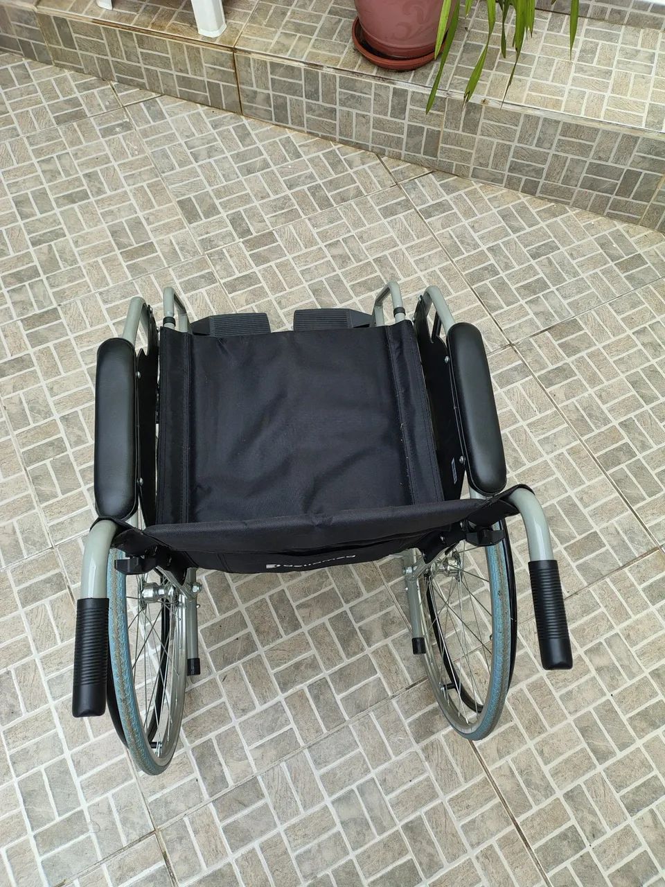 Cadeira de rodas perfeito estado  - Foto 5