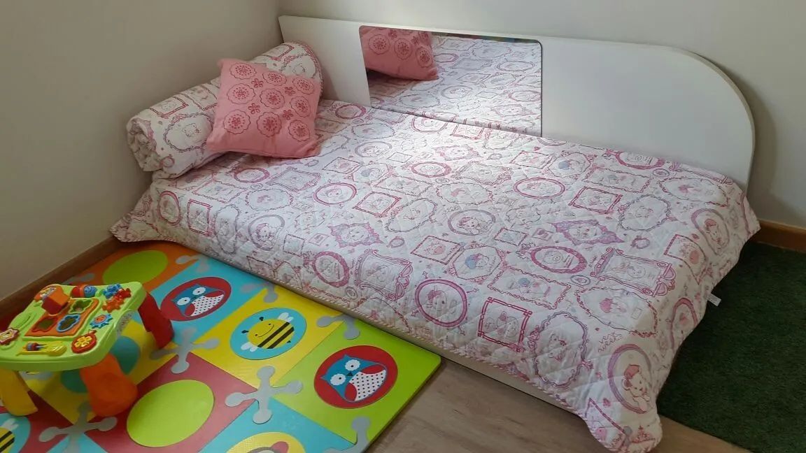 Cama montessoriana