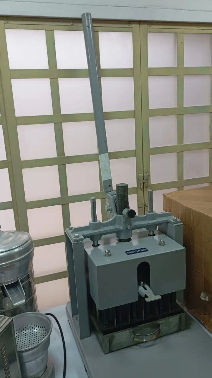 Divisora Cortadora de Pão - METVISA DPM302 - Foto 2
