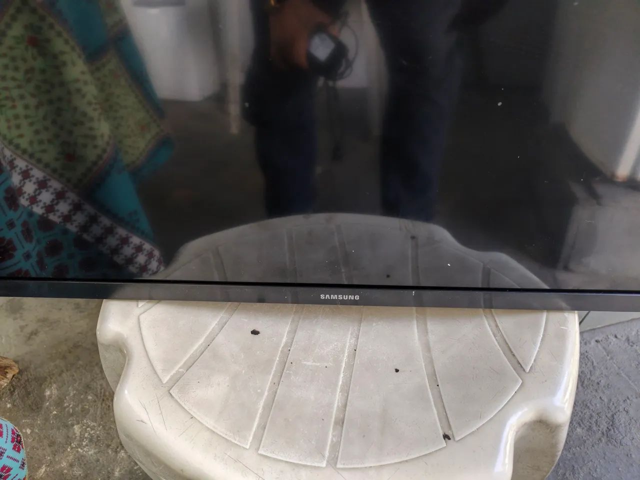 Tv Samsung 32 , sem funcionar , para consertar ou retirar peças 