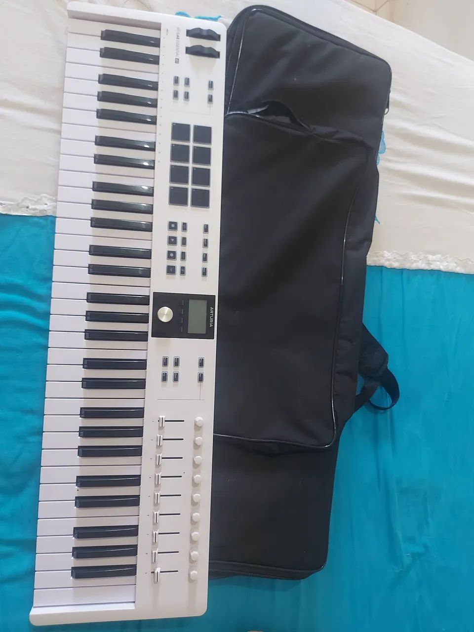 Teclado arturia keylab essential mk3 61 - Foto 5