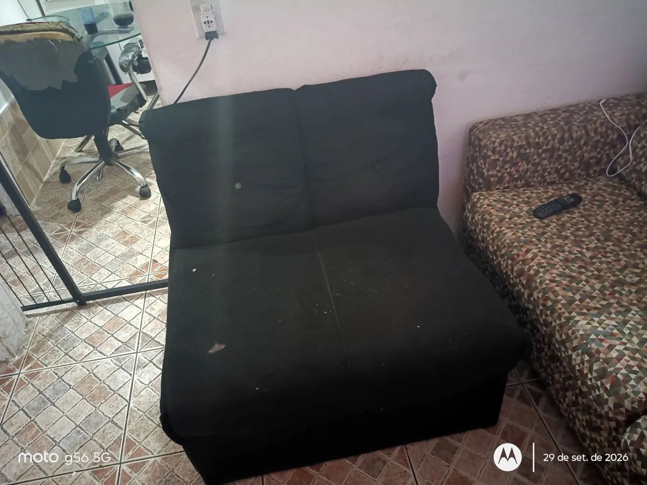 Jogo de sofá usado com marcas de uso - Foto 2