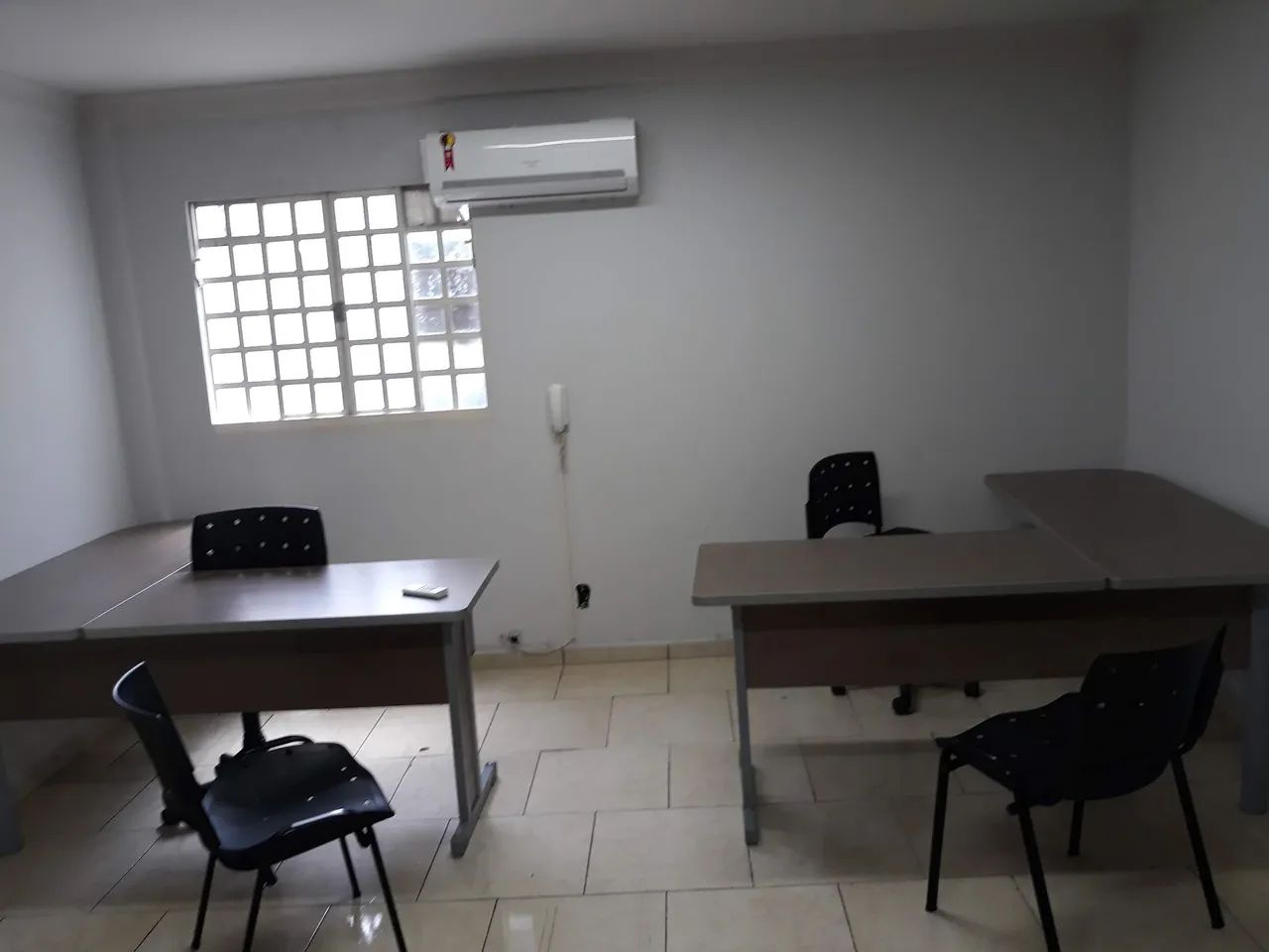 Alugo sala comercial mobiliada 