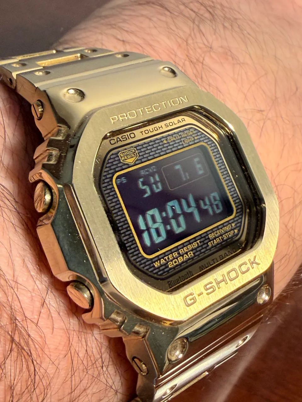 Relogio G-SHOCK dourado de aço 