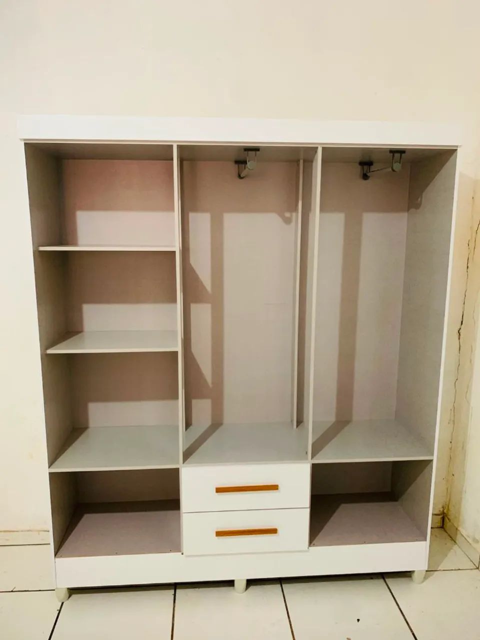 Guarda Roupa Com Espelho Novo Com Entrega Grátis  - Foto 2