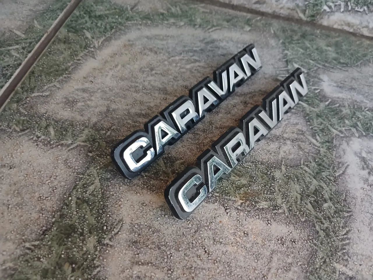 Emblema Caravan  - Foto 4
