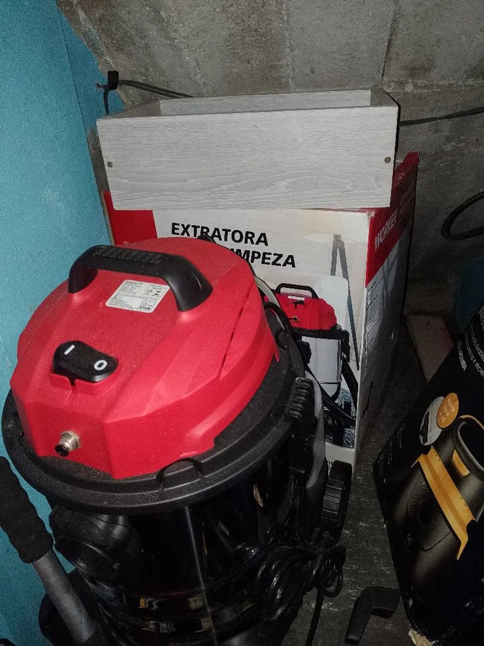 Extratora Worker
