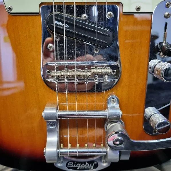 Guitarra Fender Telecaster Vintera 60 Bigsby Di Marzio Bag