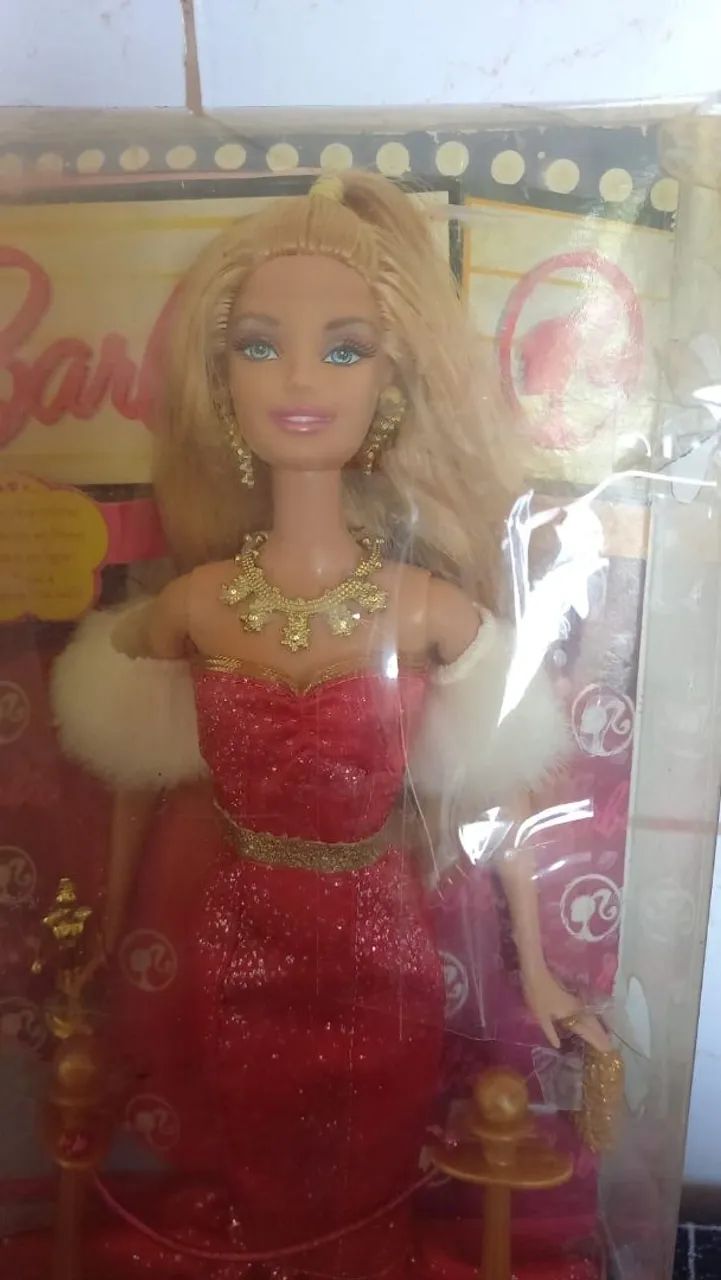 Barbie I Can Be Atriz com Caixa - Foto 3