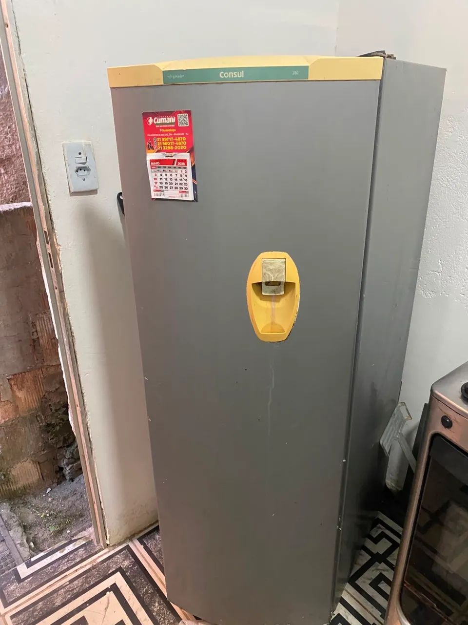 Vende-se geladeira e tanquinho  - Foto 2