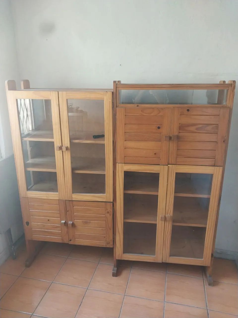 ESTANTE EM MADEIRA  - Foto 2