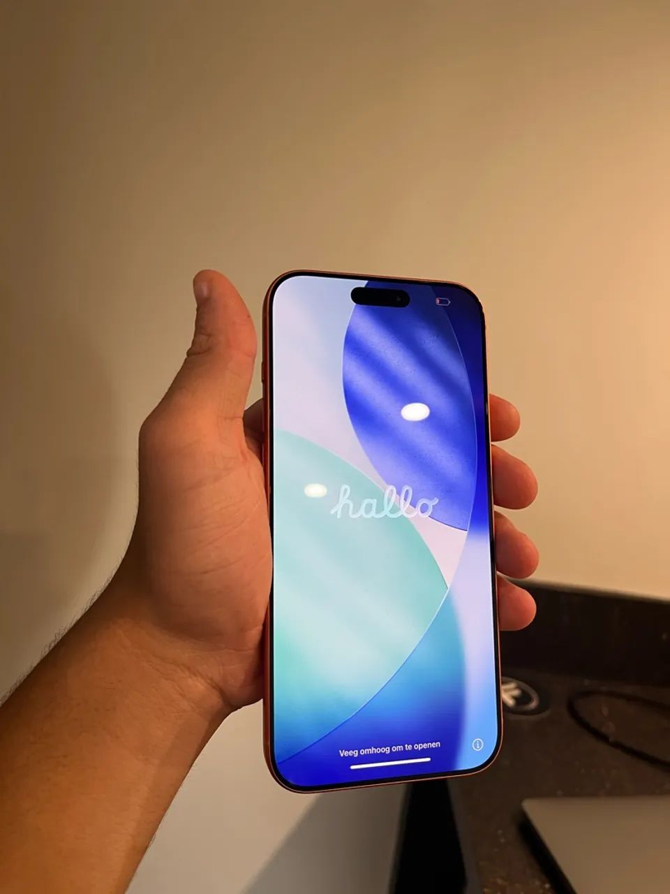 iPhone 17 pro Max 512gbrecém tirado da caixa praticamente novo - Foto 3