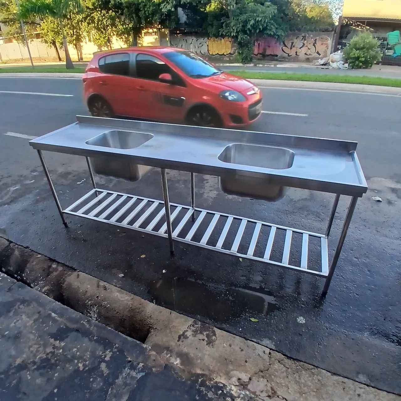Stainless steel industrial sink with two basins, dimensions 250×60