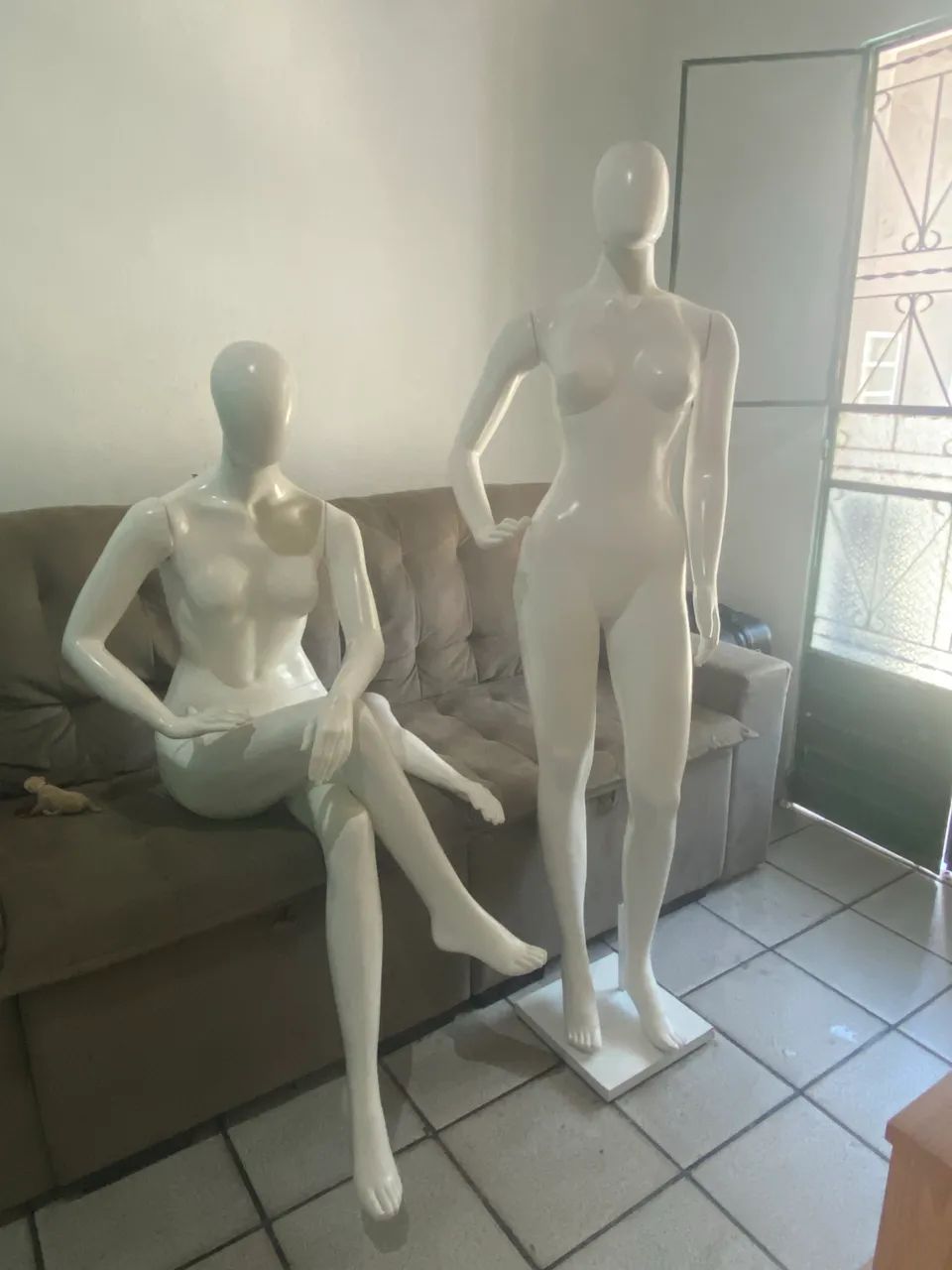 Maniquim  - Foto 3